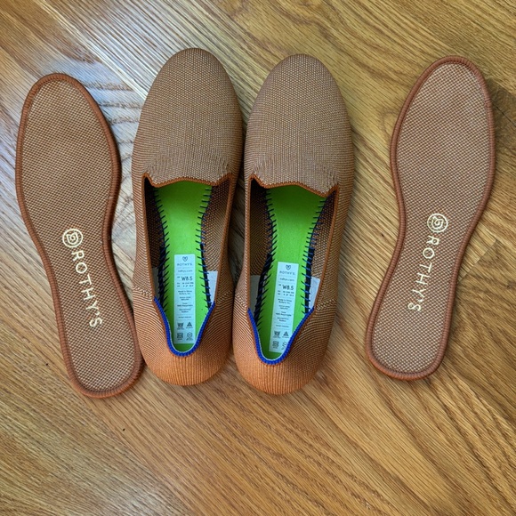 Rothy's Fawn Loafers. Excellent Condition Size 8.5 - Picture 5 of 5